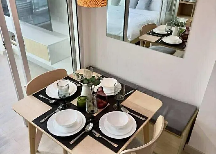 The Modern Haven At Azure Near Sm Bicutan Apartment Manila